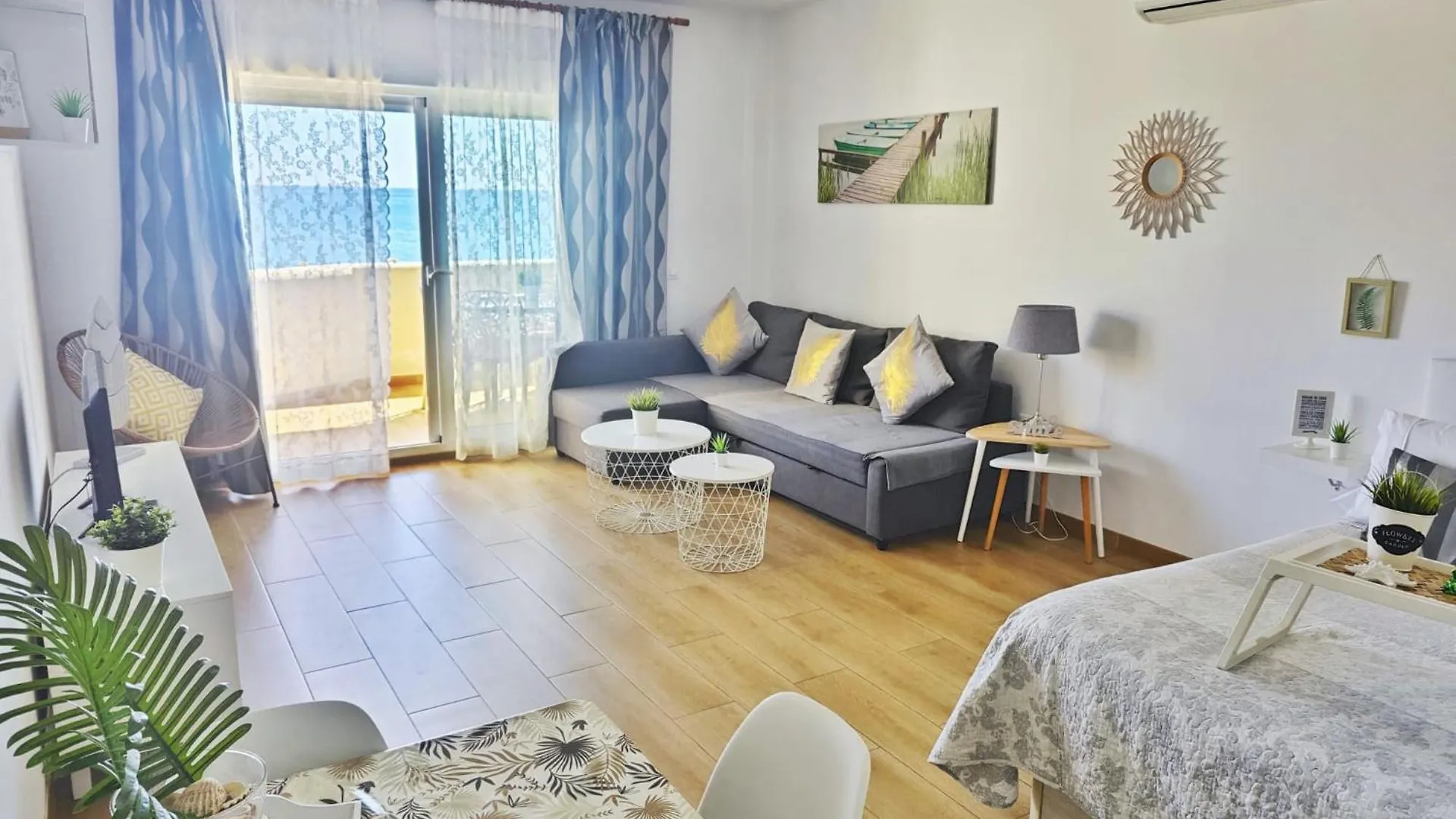Benalbeach Holidays Benalmadena Apartment